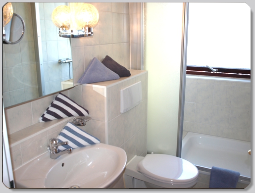 Bad Appartement Friesenwall